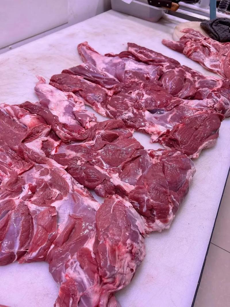 山区散养鲜嫩山羊肉羊棒骨冷链发货