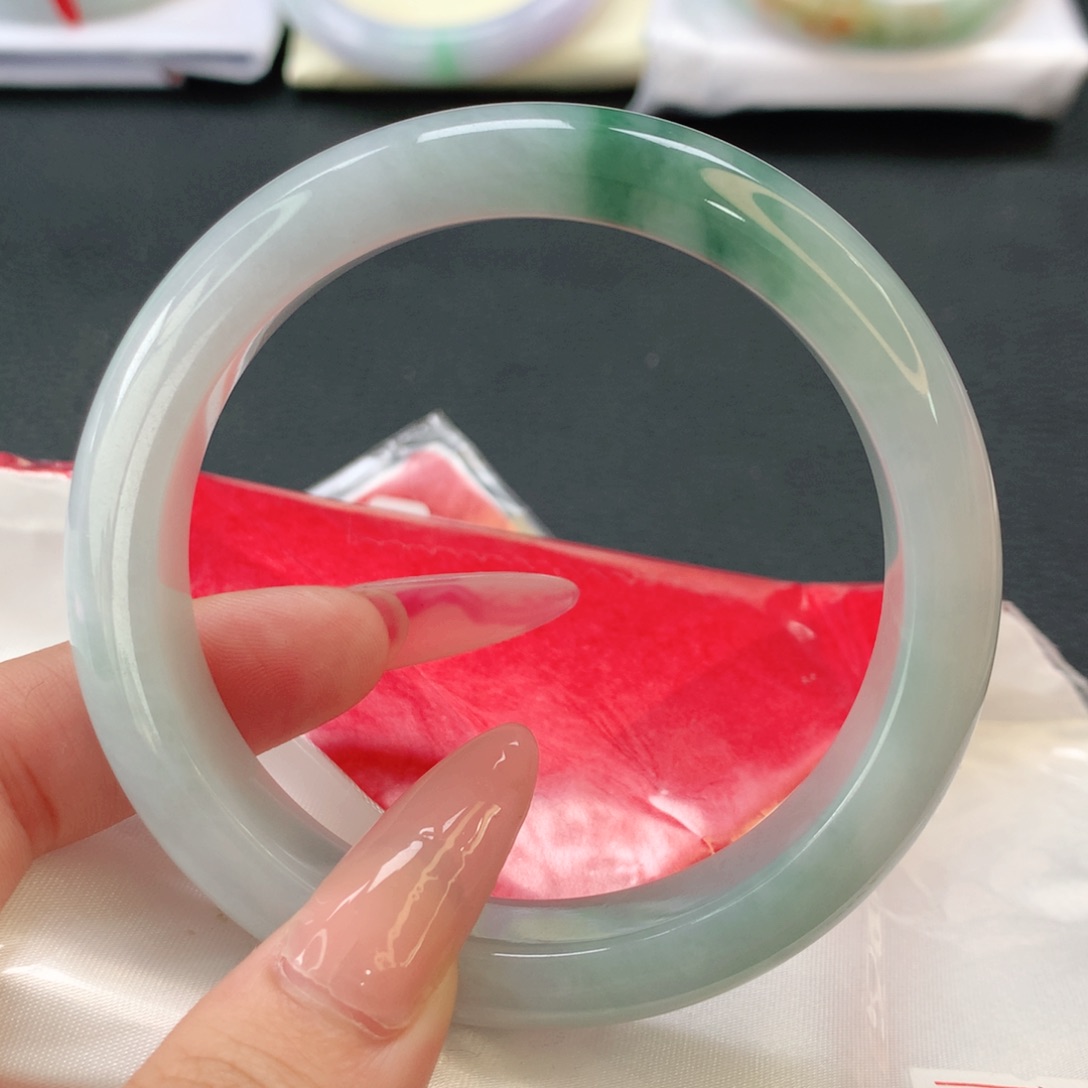 翡翠手镯未镶嵌翡翠手镯58