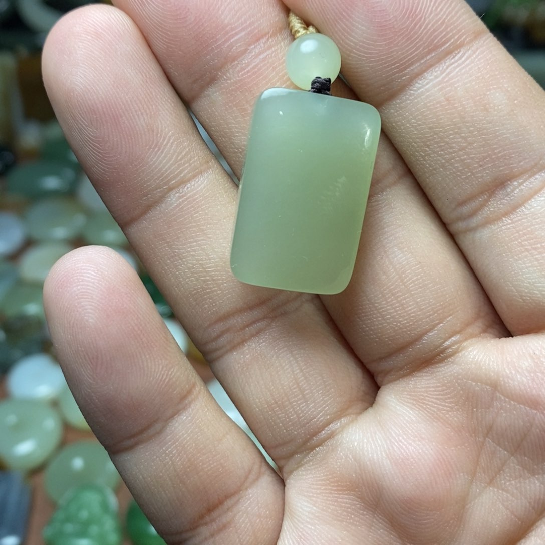 和田玉吊坠(不含链)未镶嵌