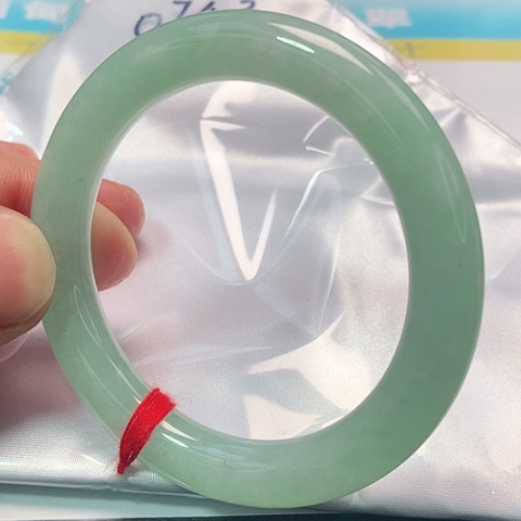 翡翠手镯未镶嵌0743号