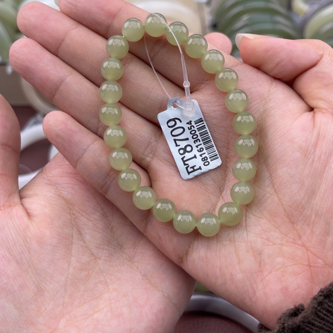 和田玉手镯未镶嵌孟****营