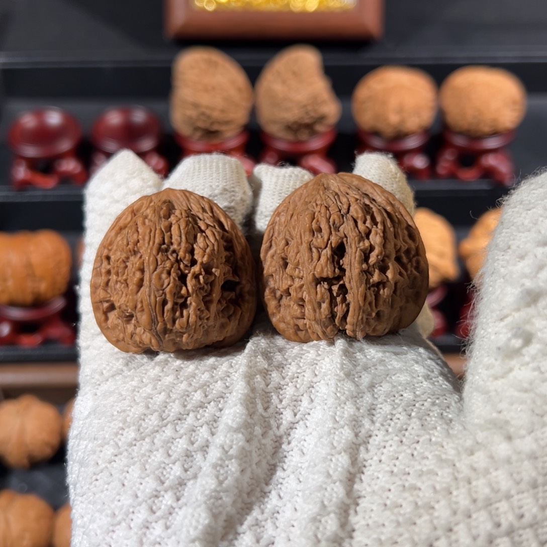 把件文玩核桃三角蜜纹37+