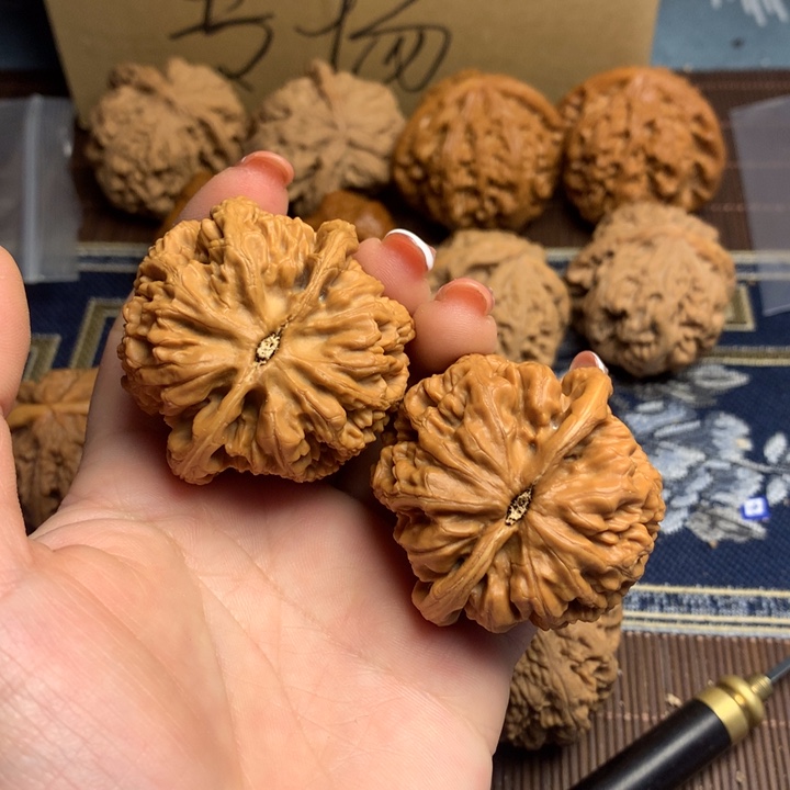 吊坠文玩核桃A*w粗筋