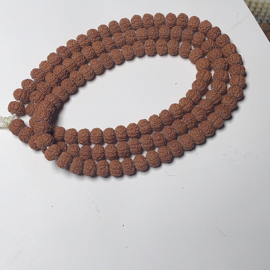 苑***鼠金刚菩提吊坠9.4纯血勿里达老树王108