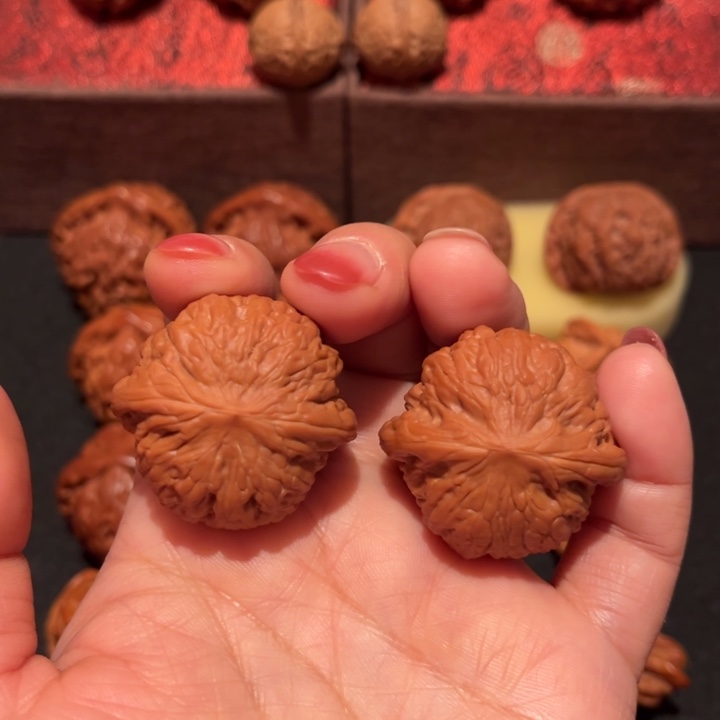 文玩核桃吊坠铁锤妹妹