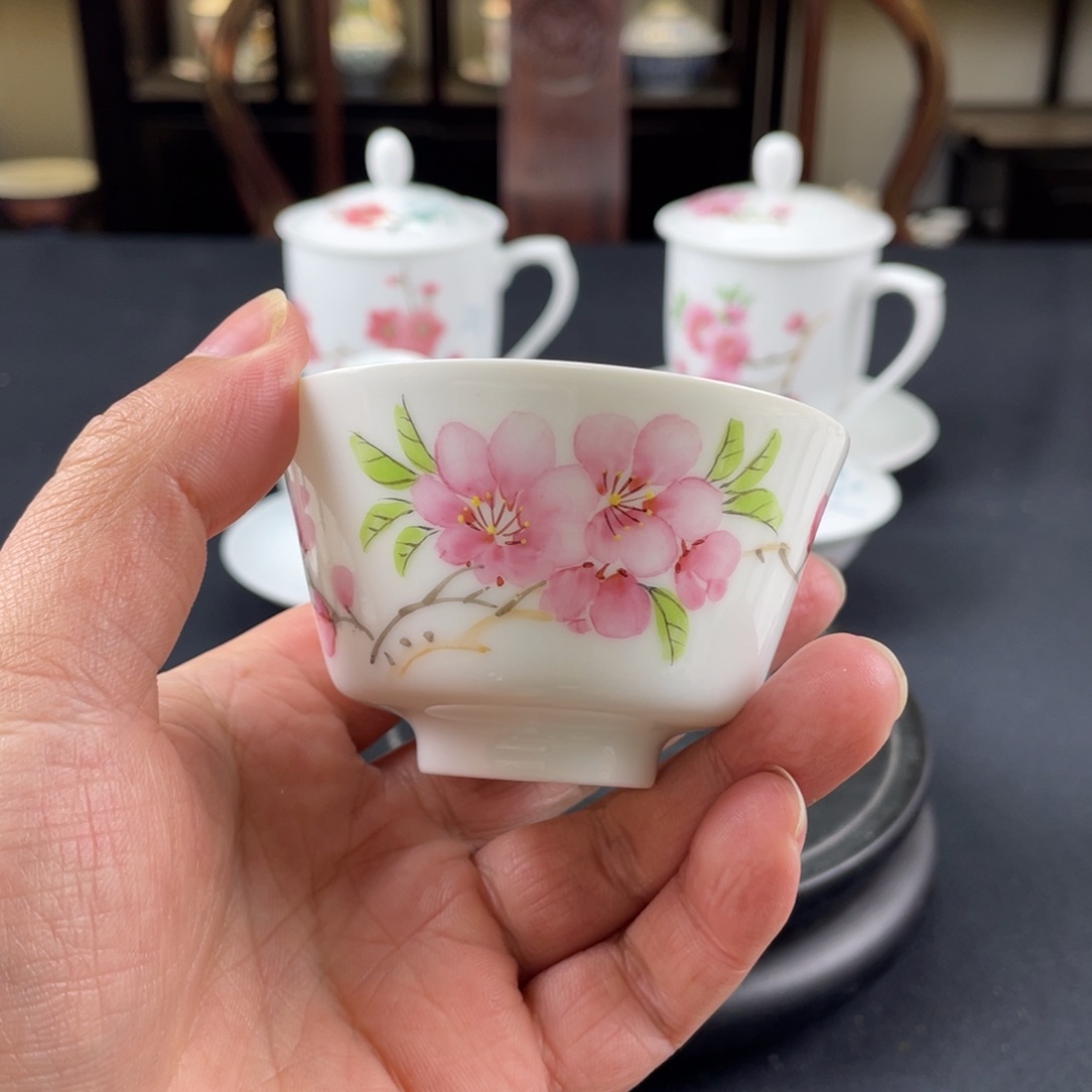 瓷片轻工业陶瓷研究所