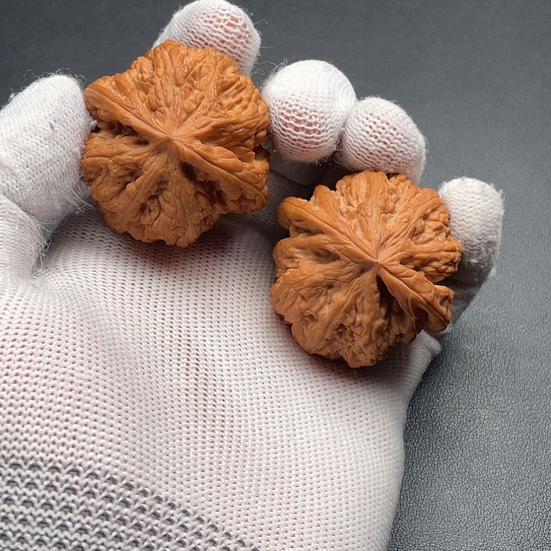 儿***兄文玩核桃吊坠大粗筋45