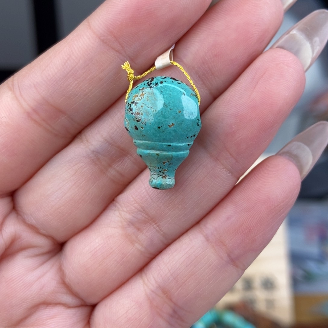 未镶嵌绿松石珠宝奇石