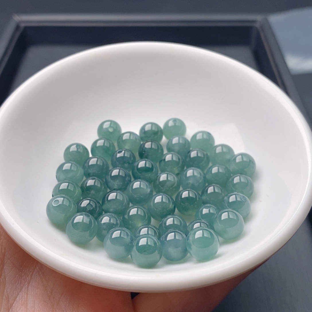 J***丽翡翠未镶嵌手链配饰