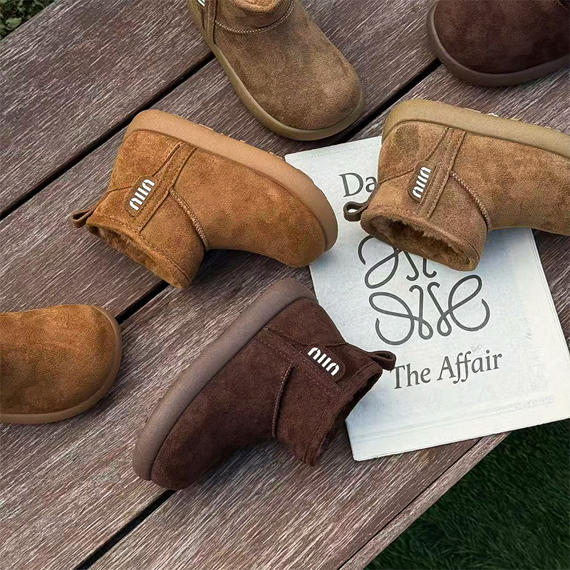 2025冬款儿童平跟短靴冬季大棉加厚休闲风套筒宝宝女雪地靴