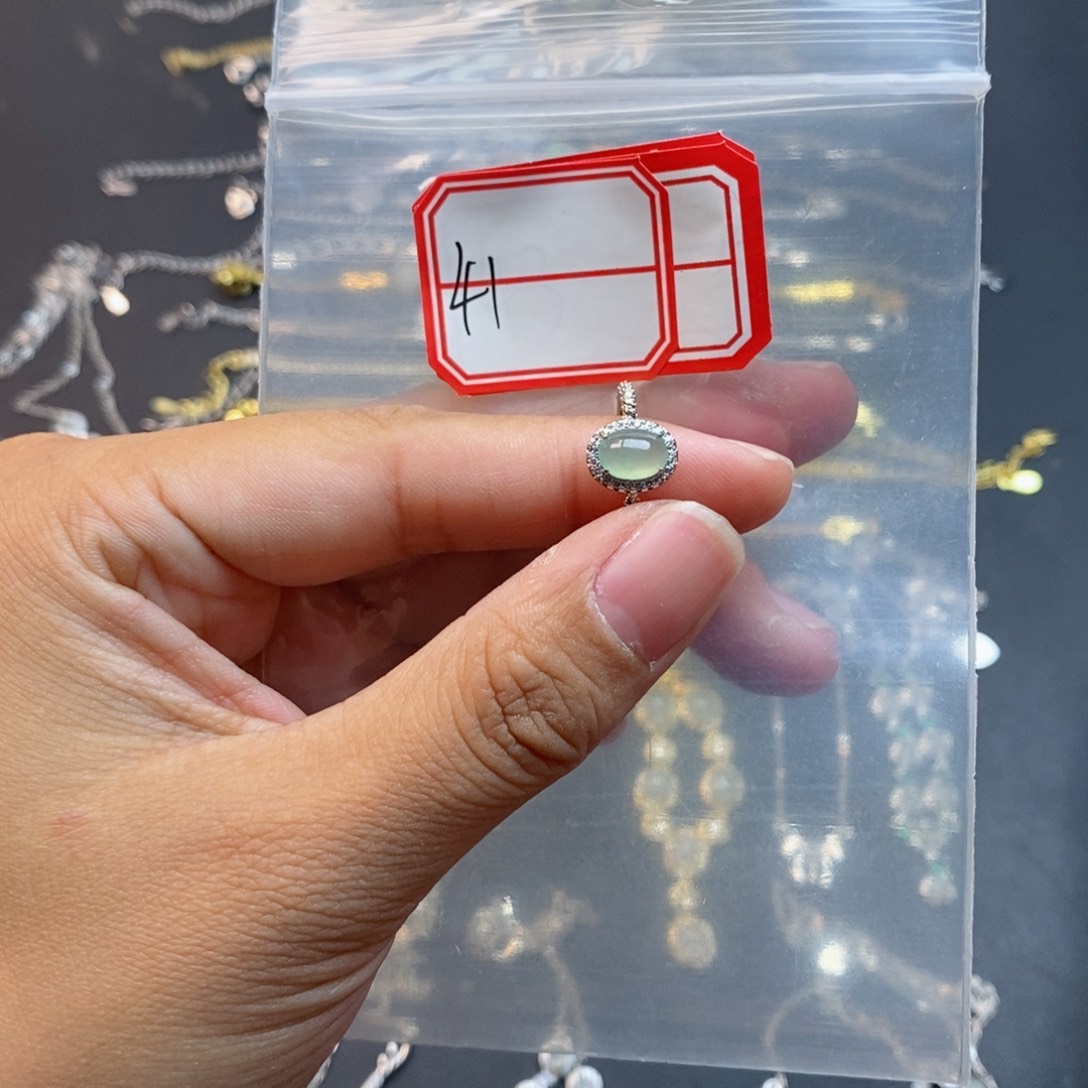 翡翠戒指银S925镶嵌翡翠首饰