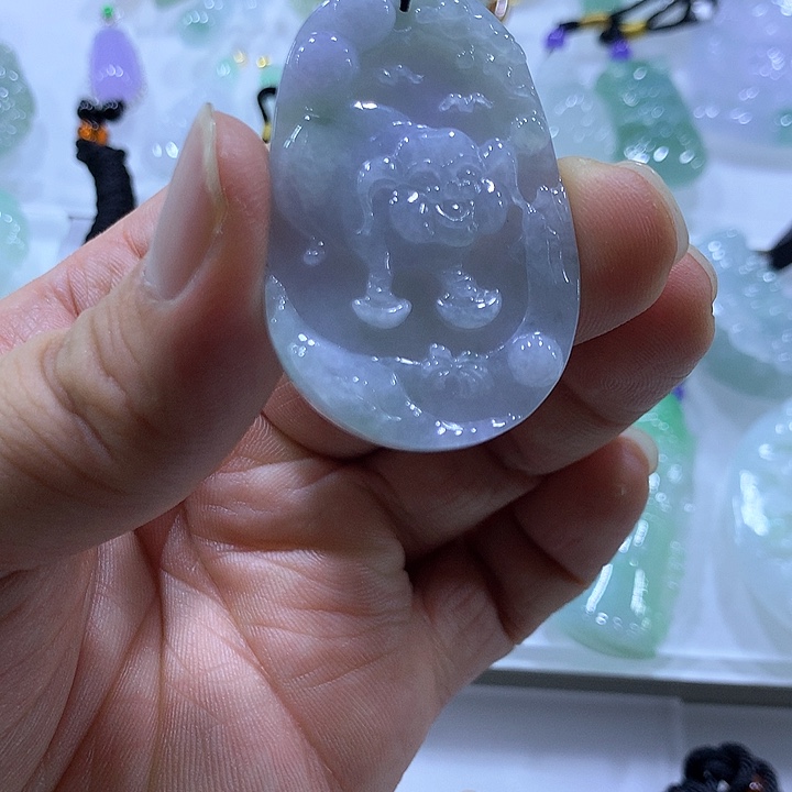 翡翠颈饰未镶嵌天然翡翠A货吊坠