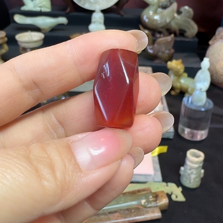 和田玉挂件未镶嵌瓷*