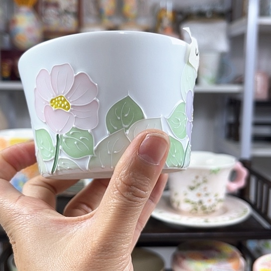 手绘高温釉下彩陶瓷