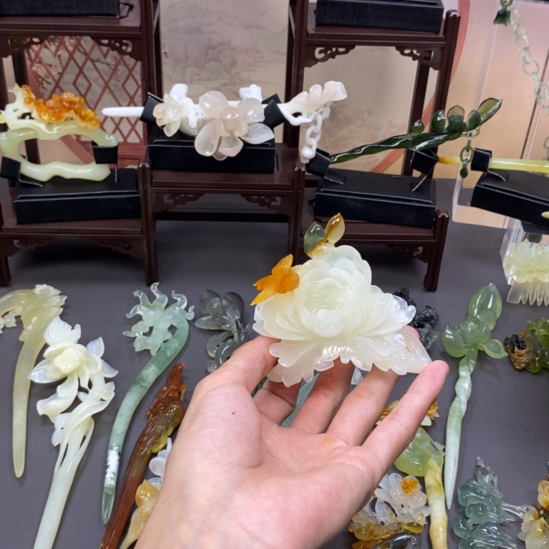 合金蛇纹石玉发饰