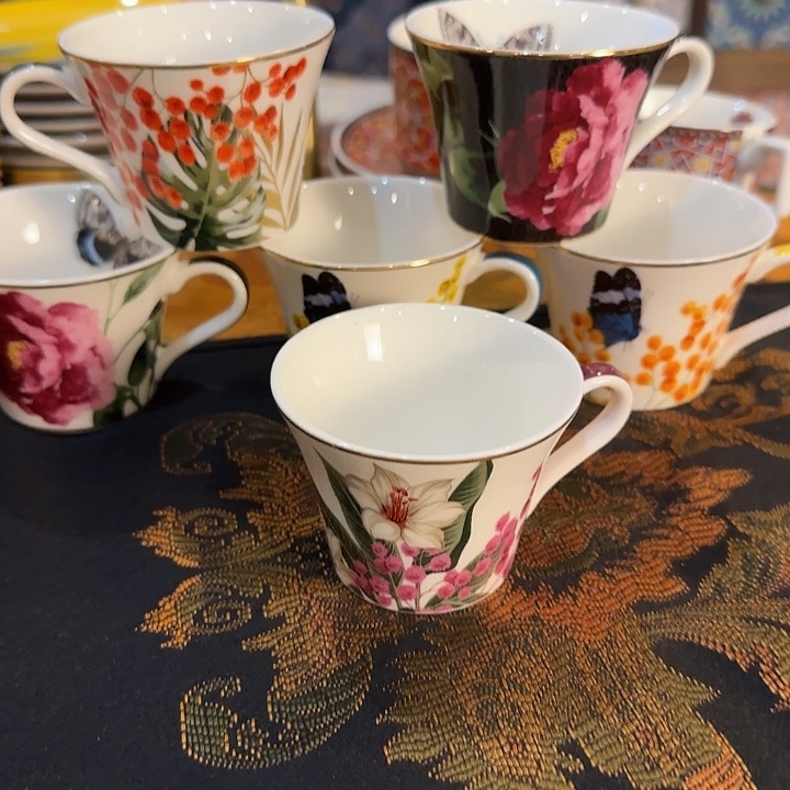 有机玻璃六个杯子小