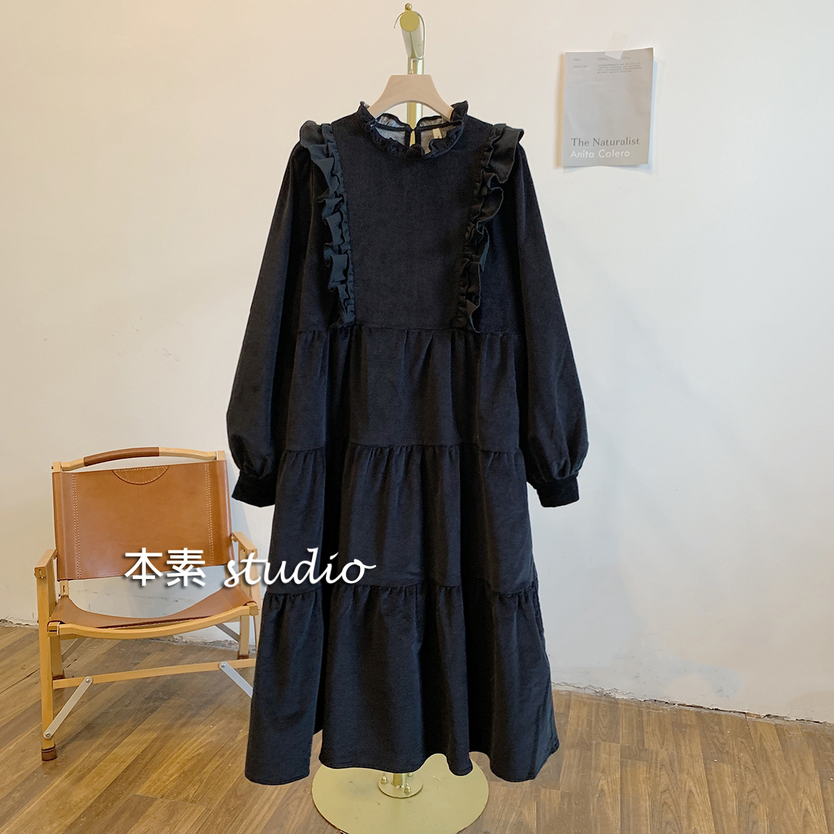 C2020抓绒灯芯绒木耳边立领连衣裙