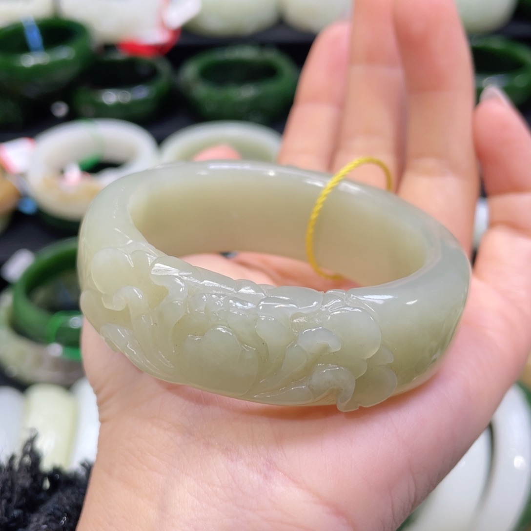 未镶嵌手镯和田玉63