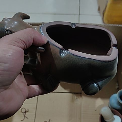 春***国陶瓷精美摆件（不退换，微瑕疵）