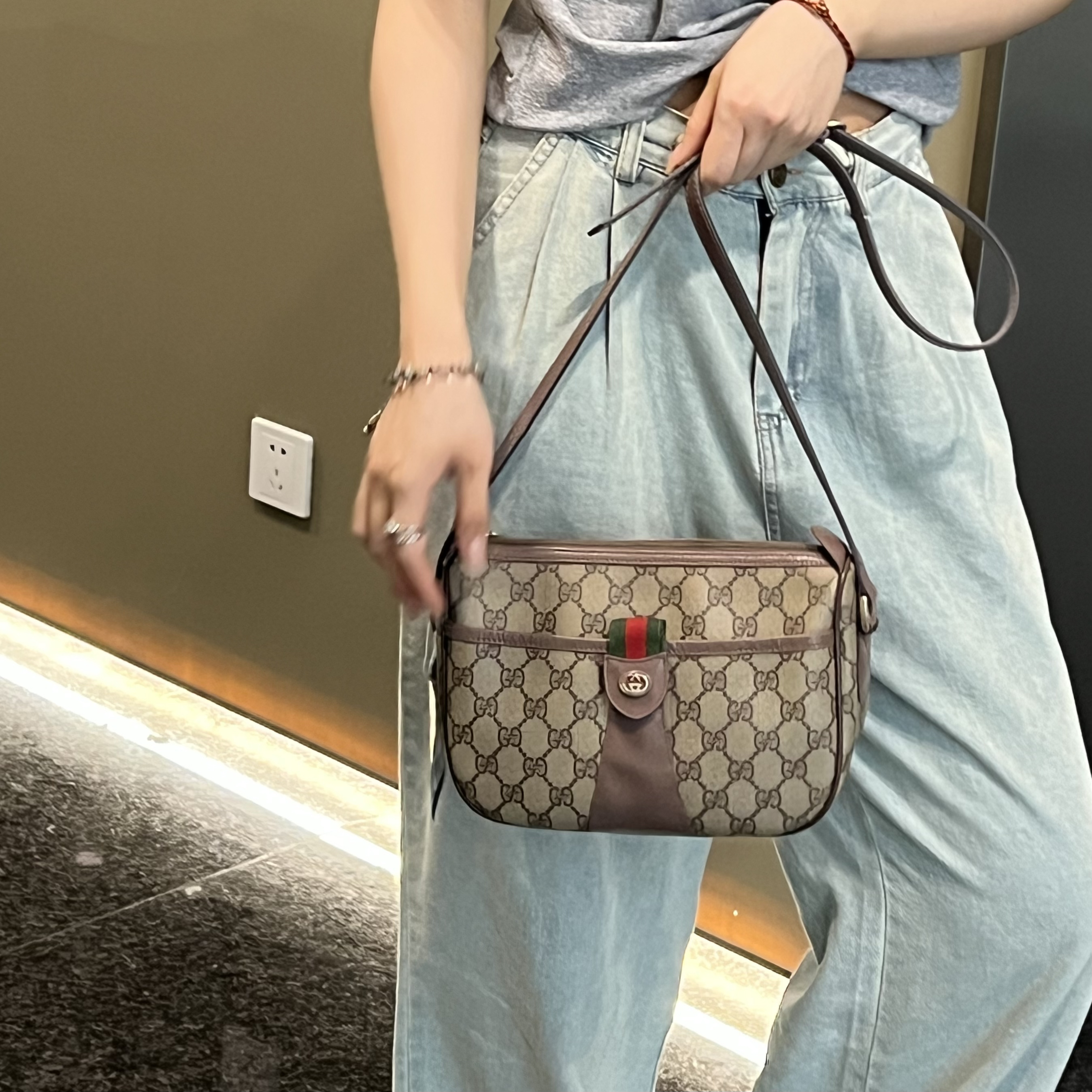 95新 GUCCI/古驰 QC老花单肩包/4934834