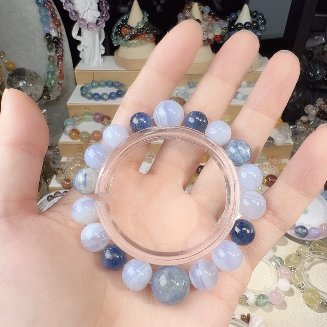 未镶嵌水晶手串蓝纹蓝晶