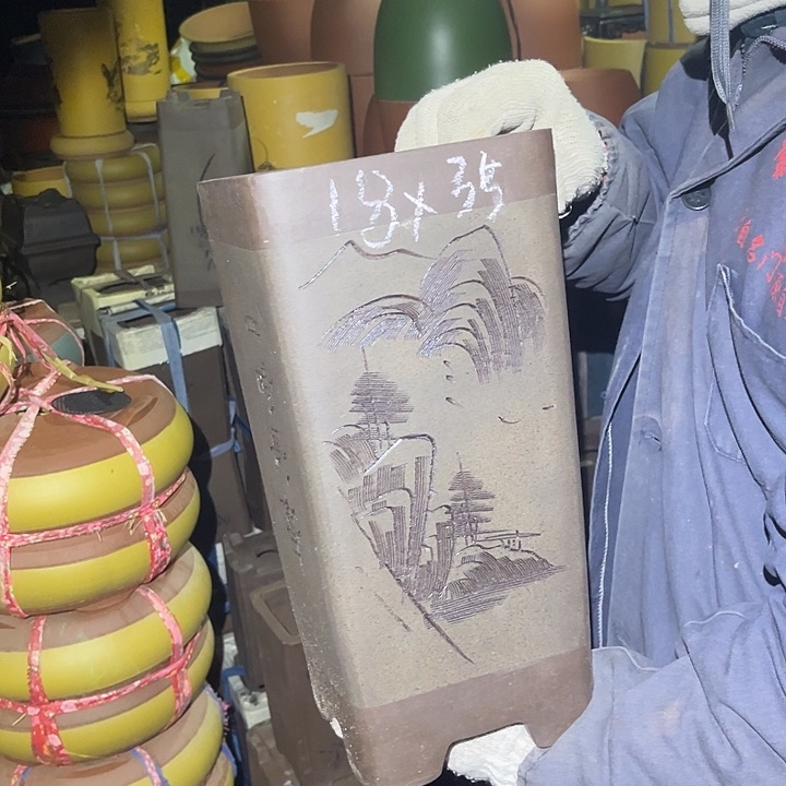 紫砂紫砂花盆和小