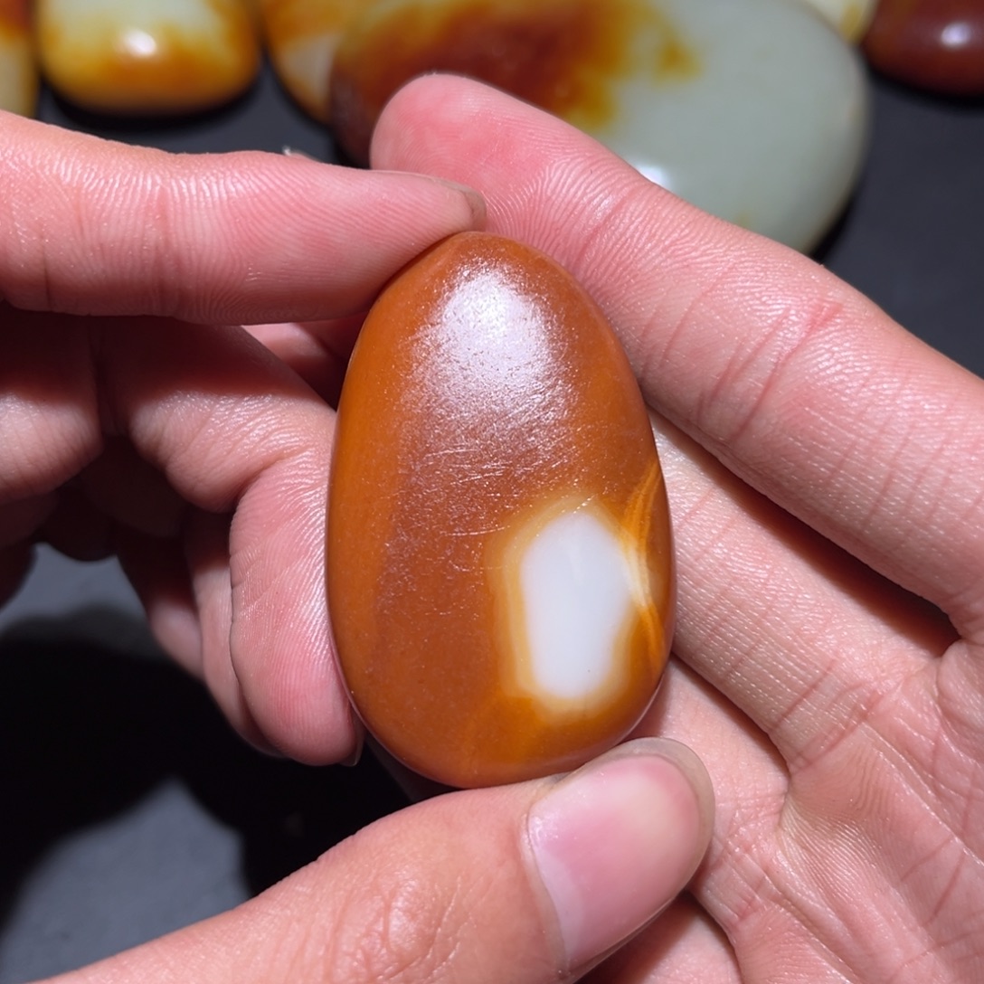 和田玉未镶嵌珠宝奇石