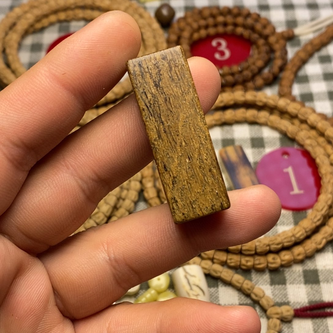 柏香籽/百香籽吊坠猛犸骨一字三通15*12.9*42.9左右