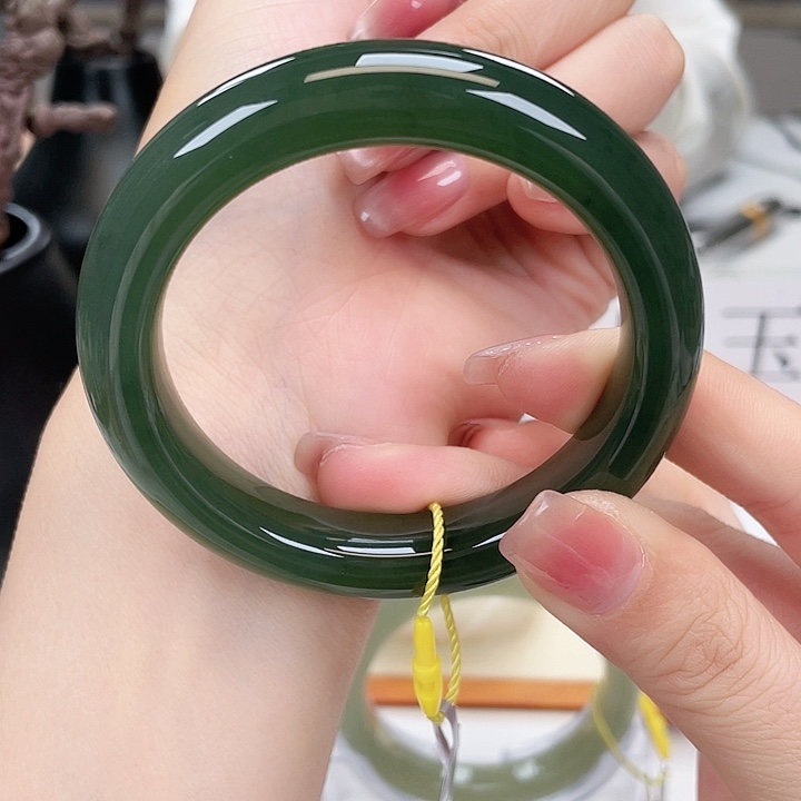 和田玉手镯5455未镶嵌