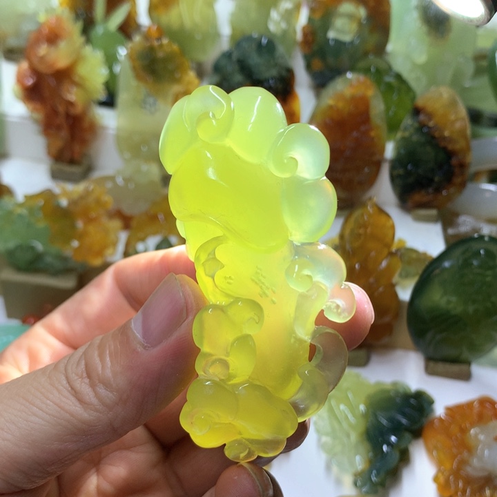 蛇纹石玉珠宝半成品未镶嵌