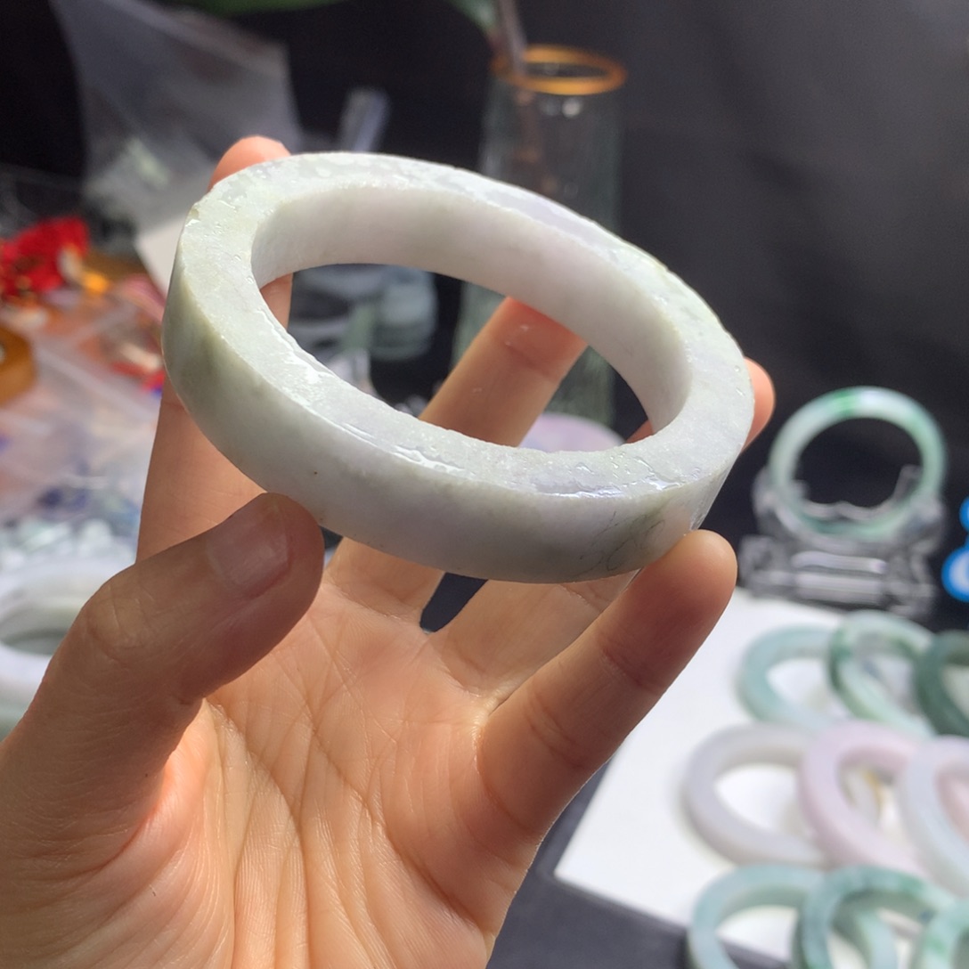 【闪购商品】定制翡翠手镯未镶嵌