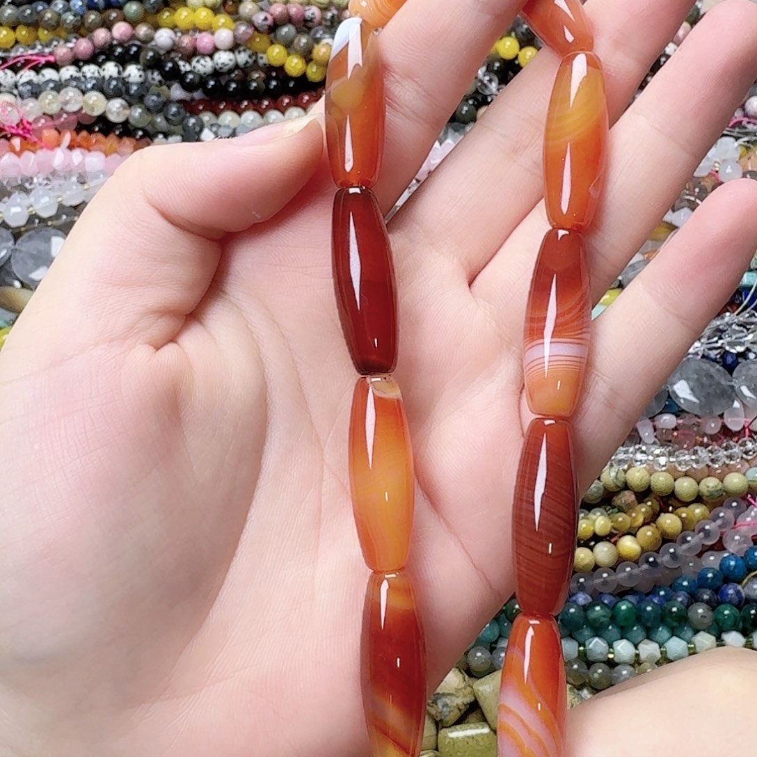 玛瑙/玉髓未镶嵌珠宝半成品缠丝玛瑙天眼型一条