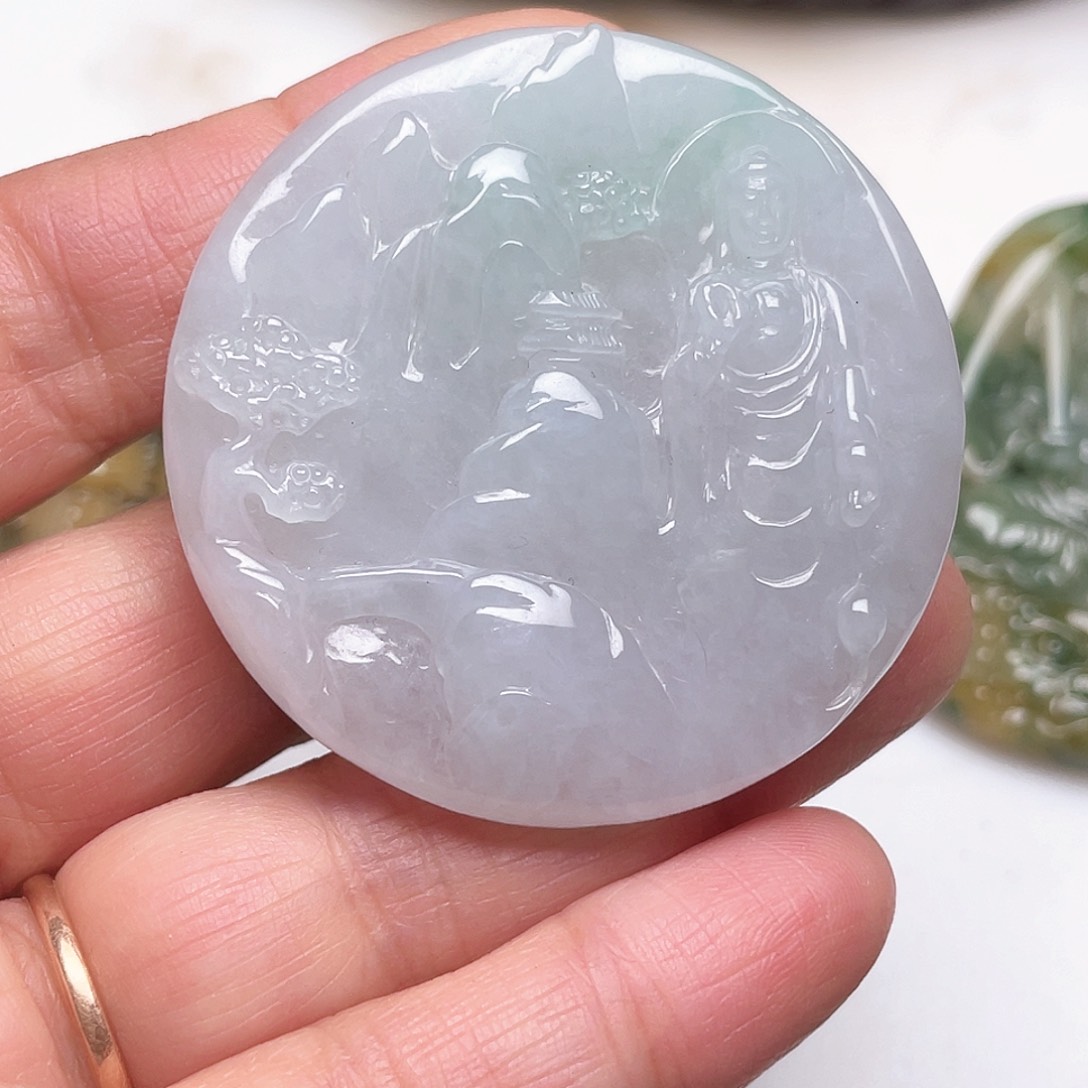 翡翠颈饰未镶嵌大日如来