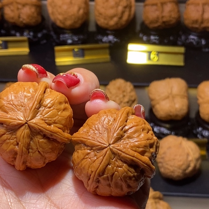 文玩核桃把件提**阔福瓜四棱37尺