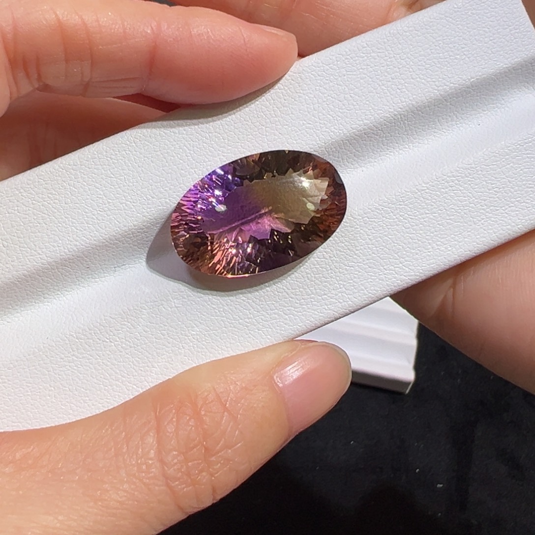 杉***奈紫晶珠宝半成品未镶嵌20.5ct紫黄晶