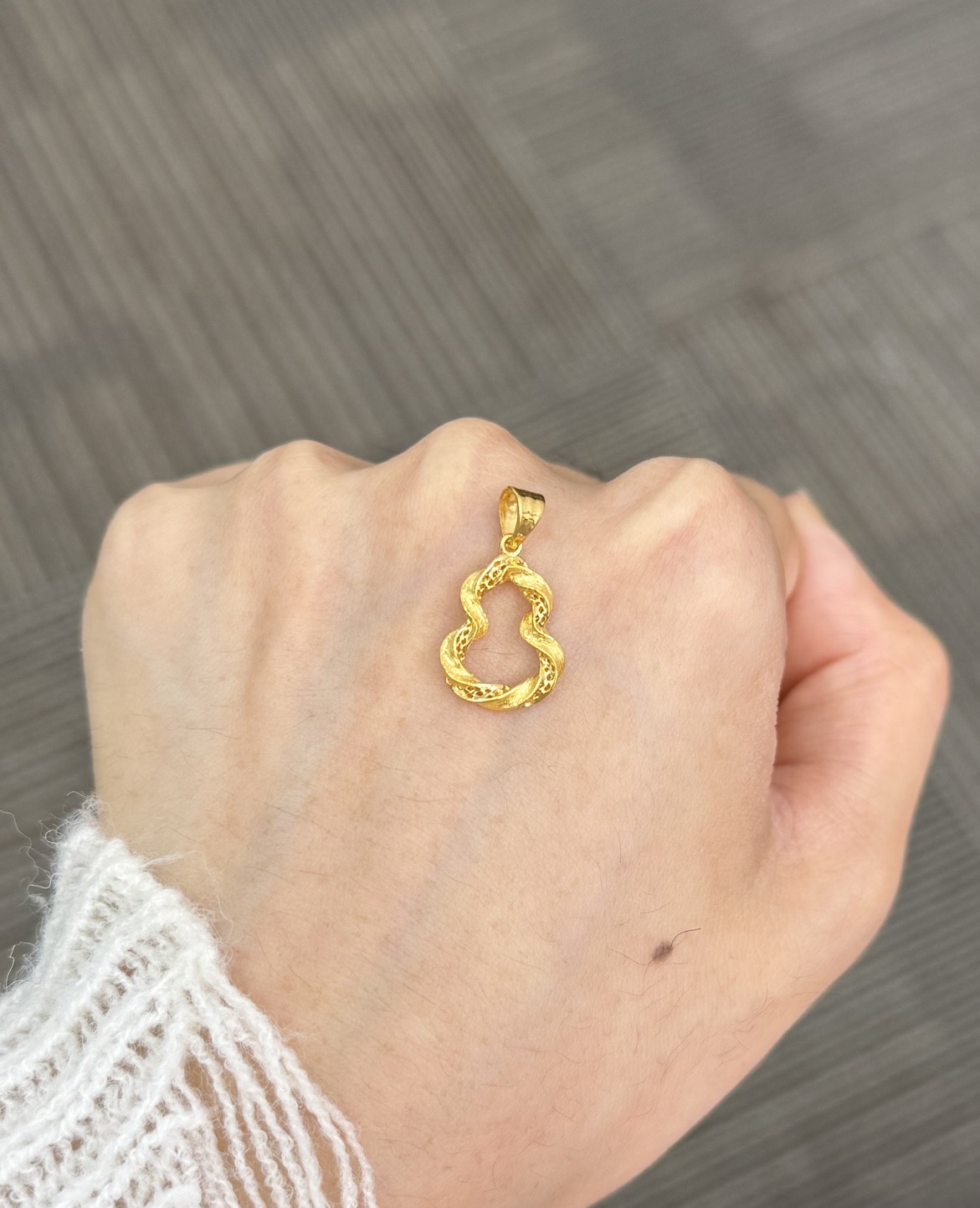  足金999  流金镂空葫芦吊坠