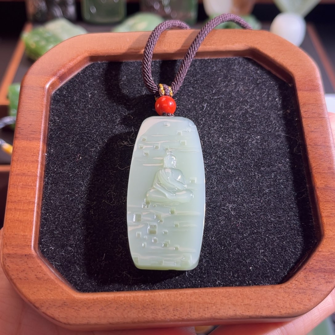 和田玉未镶嵌颈饰定制