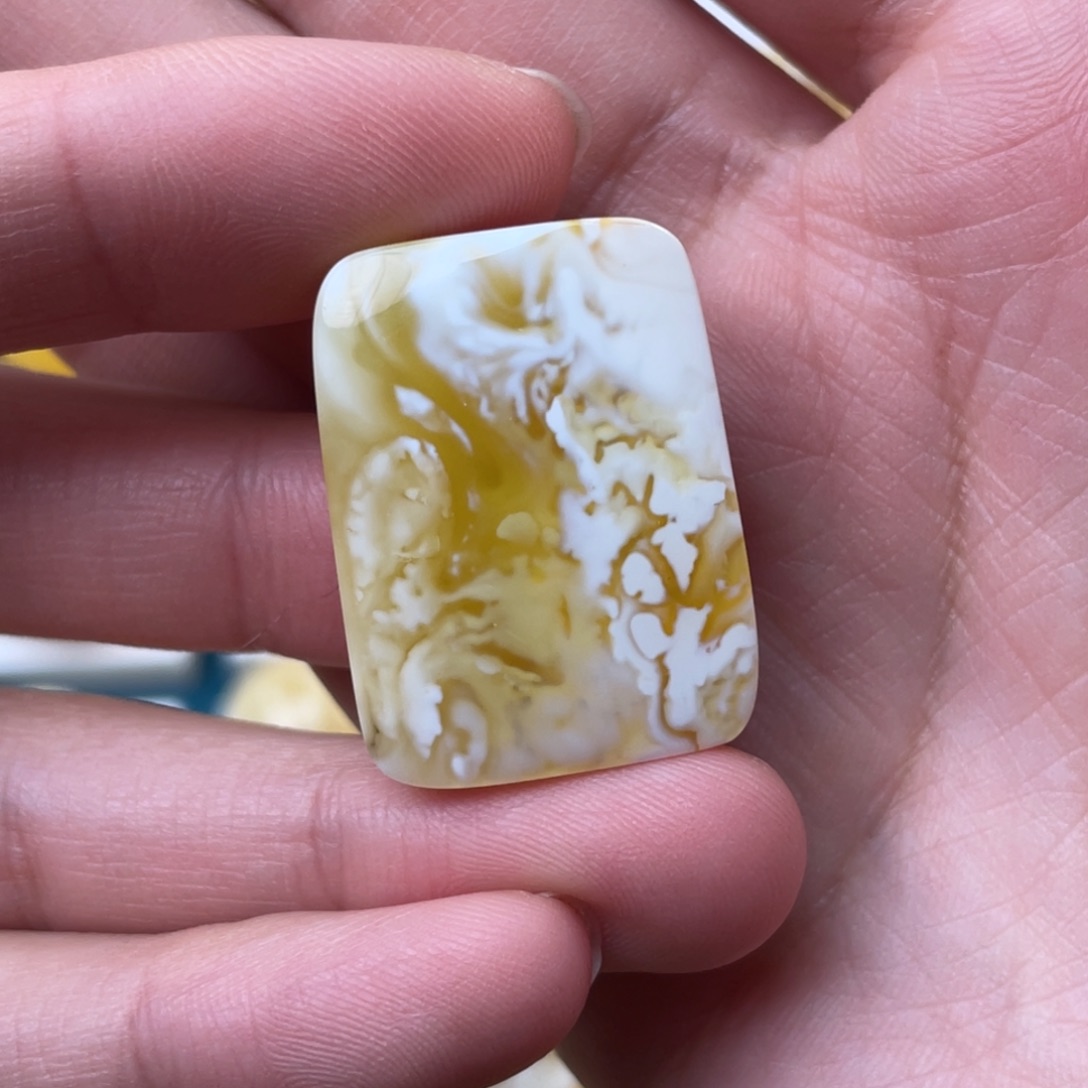 蜜蜡未镶嵌珠宝奇石微瑕