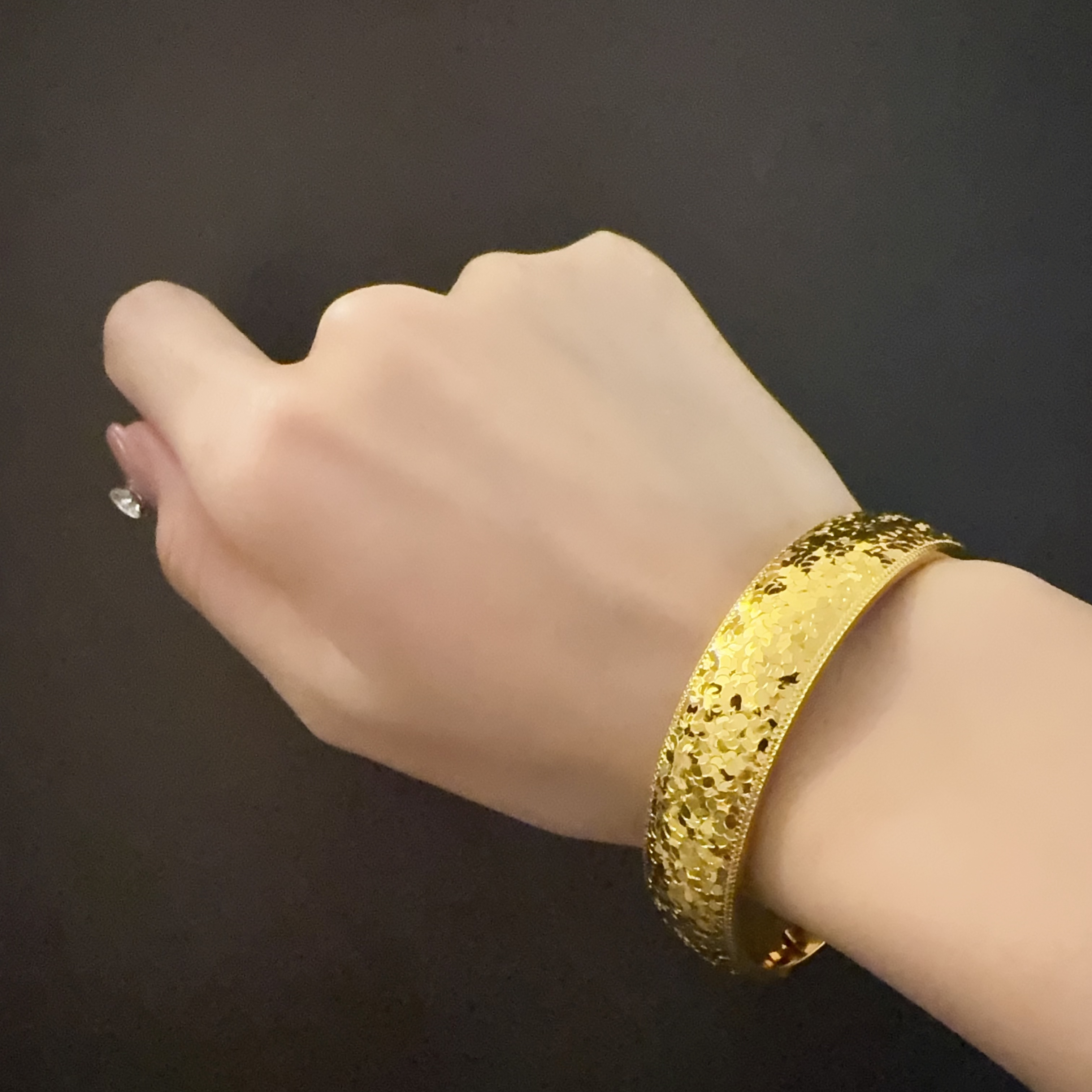 合金手镯 热销吉言高保色14mm碎冰冰宽面泥鳅背手镯