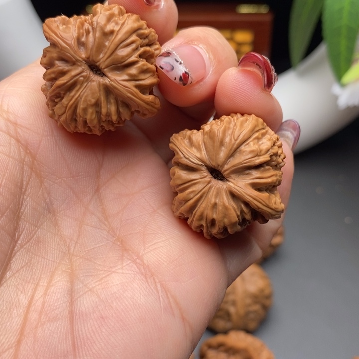 文玩核桃把件驯***?四座楼手捻儿