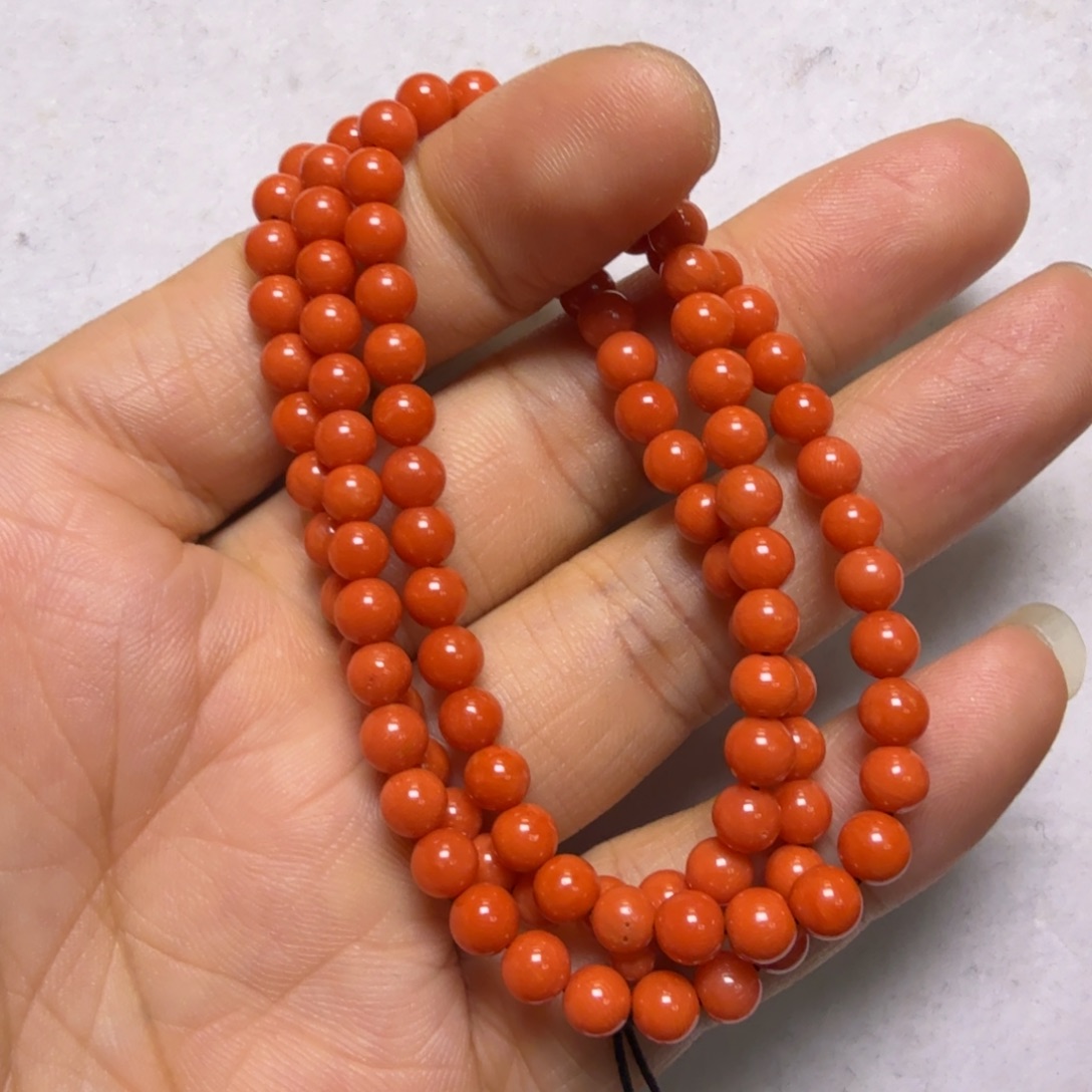 亿***藏颈饰未镶嵌红宝石