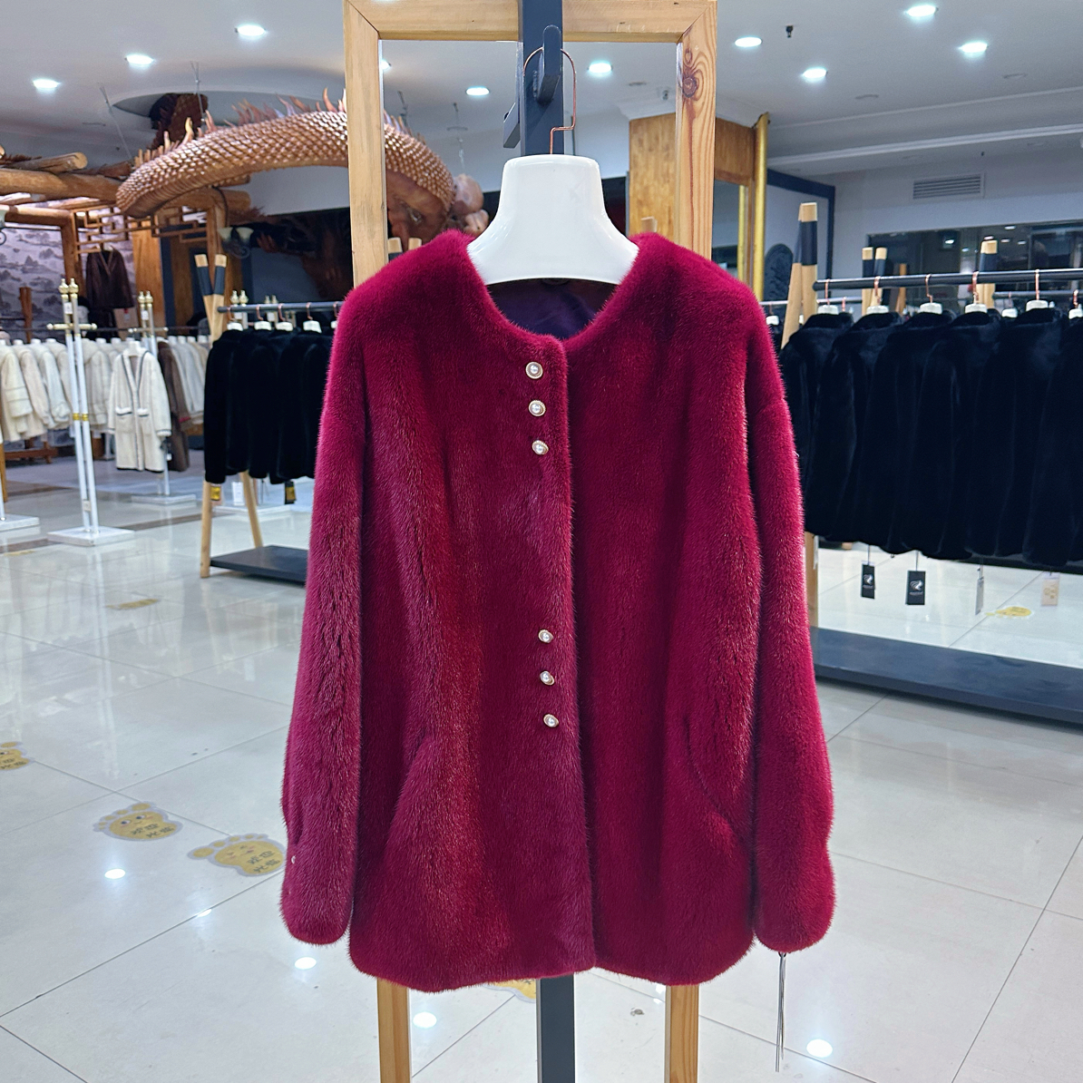 玫瑰粉末领时尚净版貂皮大衣