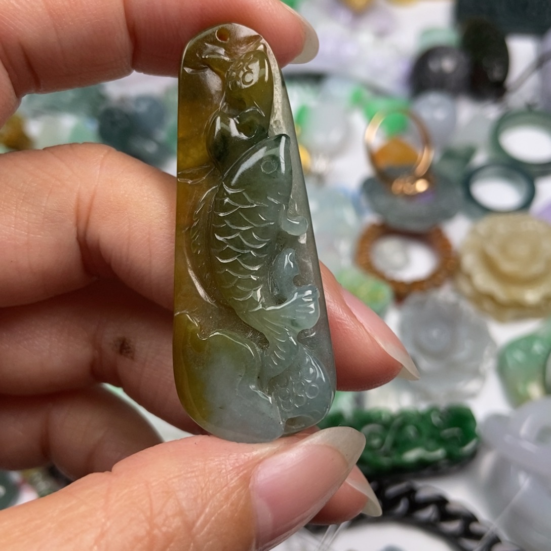 翡翠未镶嵌颈饰翡翠