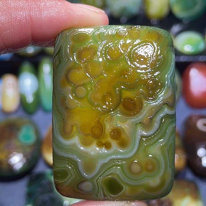 玛瑙/玉髓未镶嵌珠宝奇石