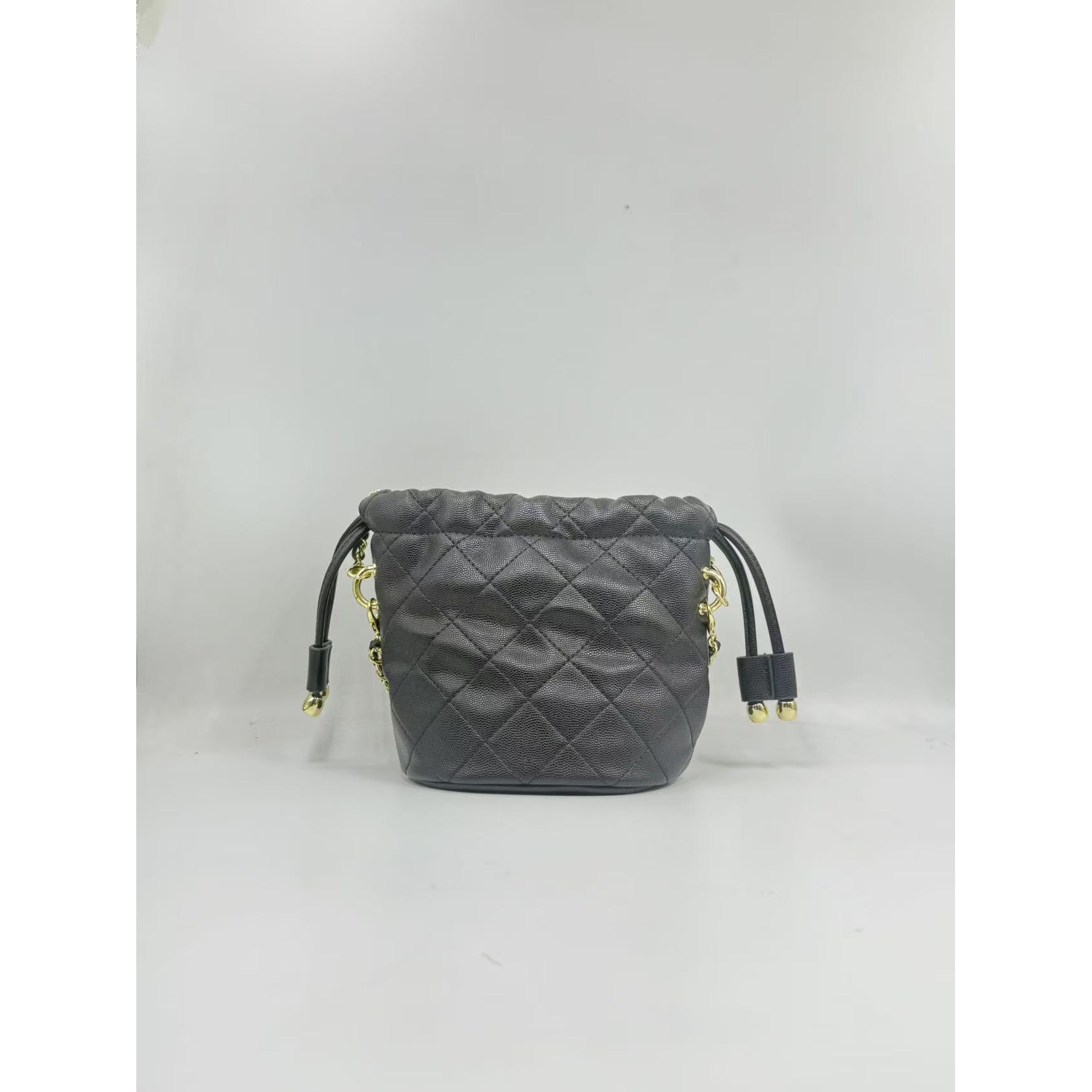 LQ-WITH-QUEEN真皮女包小水桶黑色0443