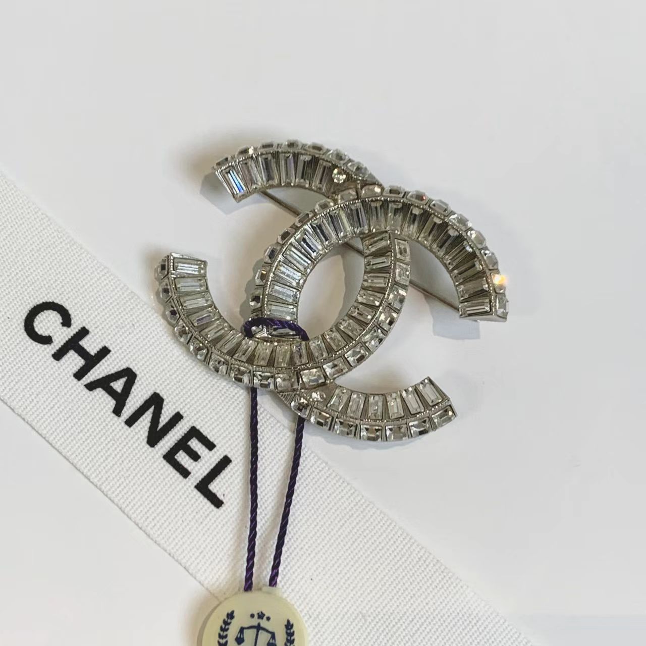 99新 Chanel/香奈儿 壹臻/银色满钻双C胸针 66636140