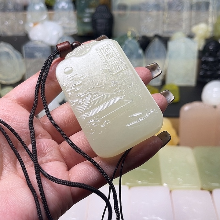 和田玉未镶嵌颈饰