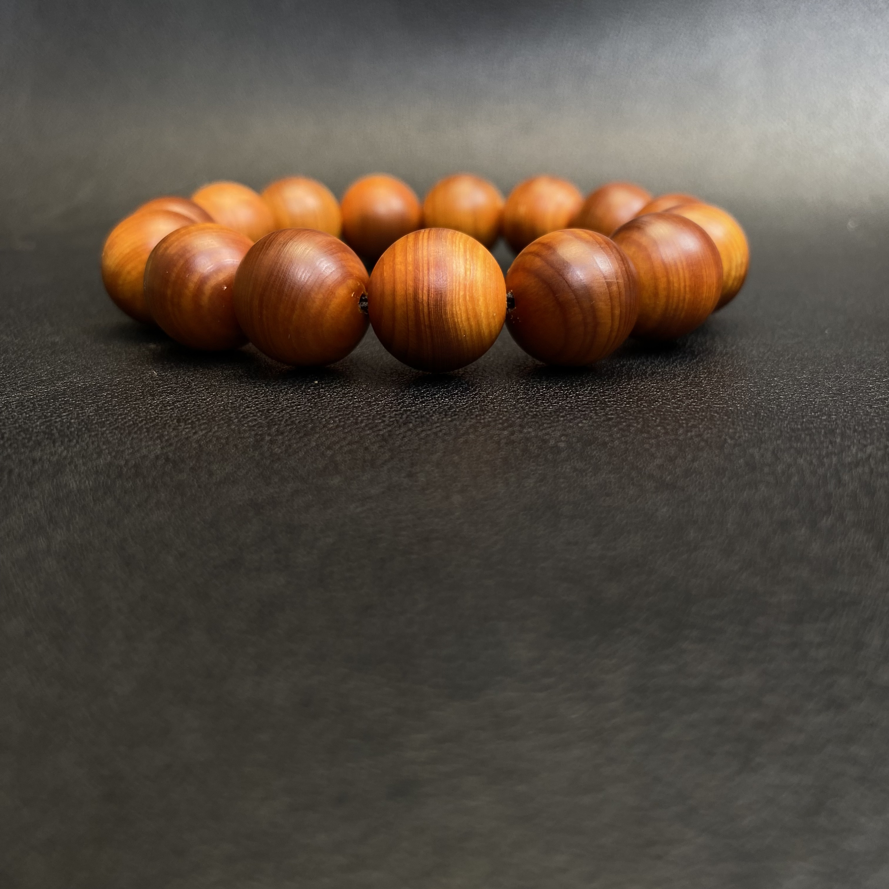 柏柏1.5*15颗单圈圆珠文玩手串（多样性发货）