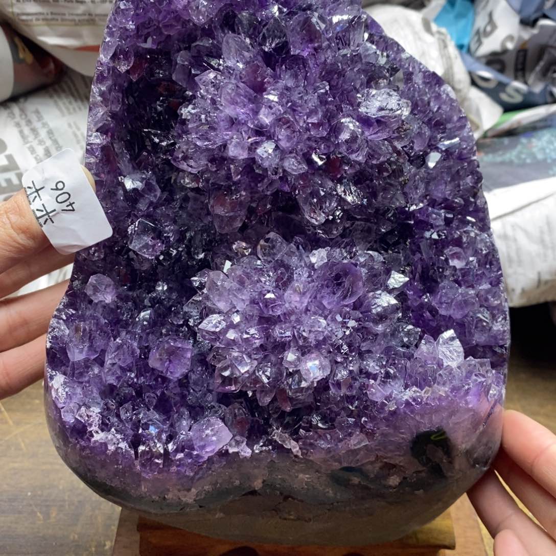 紫晶乌拉圭未镶嵌