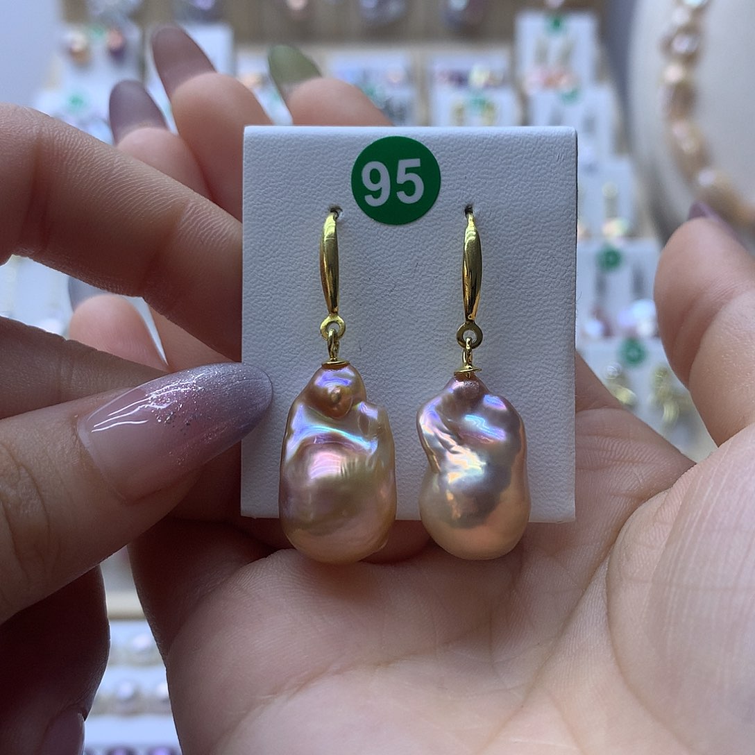 银S925镶嵌淡水珍珠耳饰